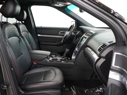 Used 2017 Ford Explorer Sport w/ Equipment Group 401A AWD/4WD image 11