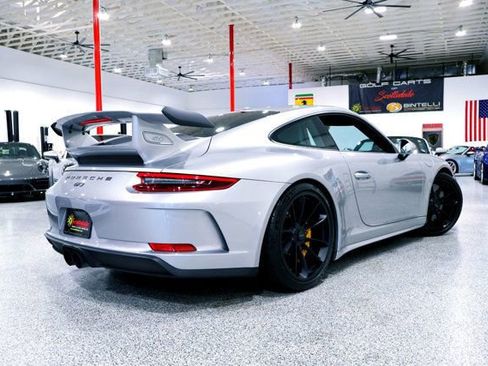 Used 2018 Porsche 911 GT3 image 13