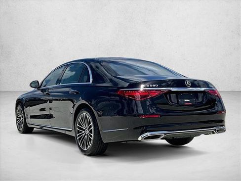 New 2026 Mercedes-Benz S 580 4MATIC Sedan image 3