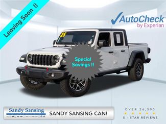 Used 2025 Jeep Gladiator Rubicon w/ Convenience Group AWD/4WD video 1