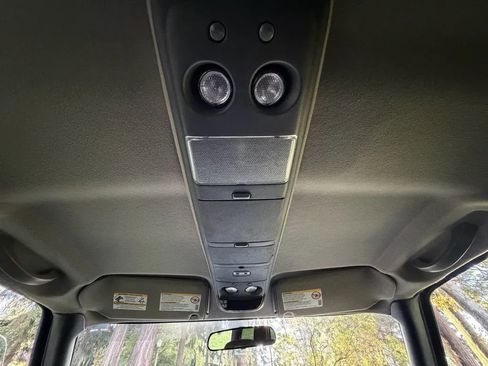 Used 2004 Chevrolet Blazer LS w/ Preferred Equipment Group image 13