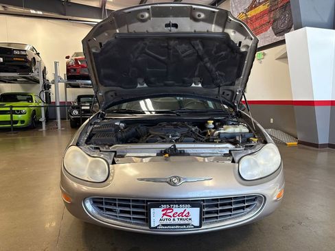 Used 1998 Chrysler Concorde LX image 78