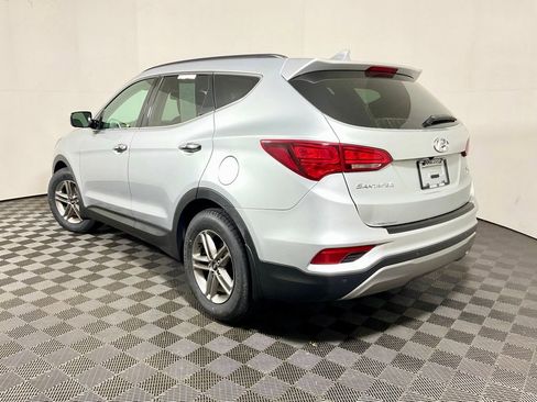 Used 2018 Hyundai Santa Fe Sport w/ 2.4L Tech Package 04 AWD/4WD image 14