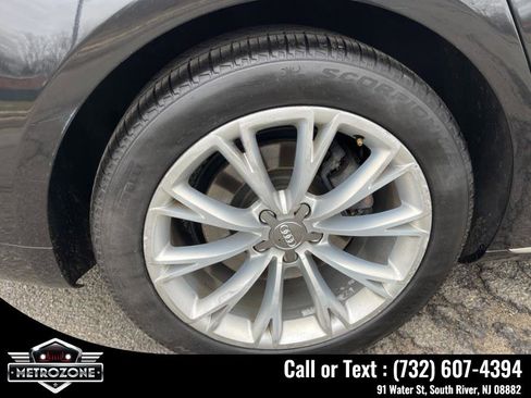 Used 2013 Audi A8 L 3.0T w/ Cold Weather Pkg image 34