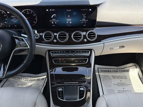Used 2022 Mercedes-Benz E 350 4MATIC Sedan image 14