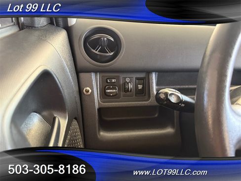 Used 2005 Scion xB FWD image 43