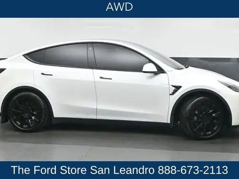 Used 2022 Tesla Model Y Long Range AWD/4WD image 6