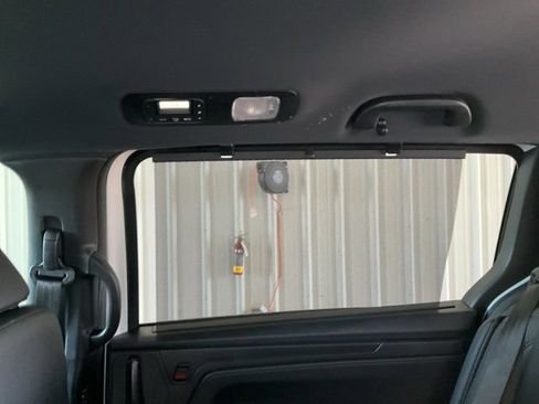 Certified 2023 Honda Odyssey Sport image 16