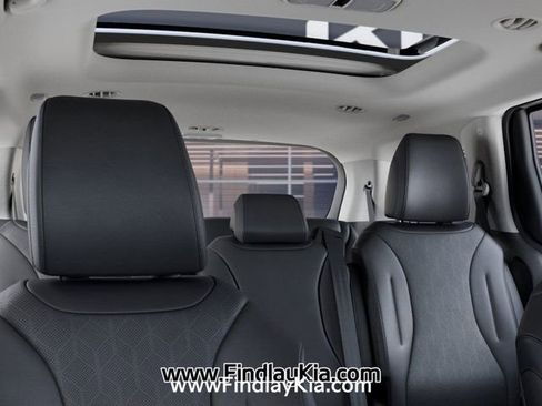 New 2026 Kia Carnival SX image 30