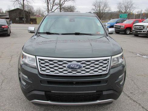Used 2016 Ford Explorer Platinum image 3