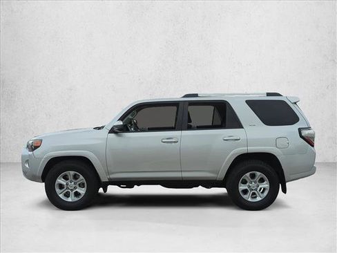 Certified 2021 Toyota 4Runner SR5 RWD image 9
