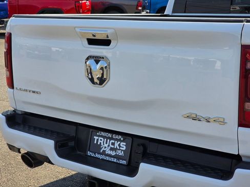 Used 2022 RAM 1500 Limited w/ Body-Colour Bumper Group image 15