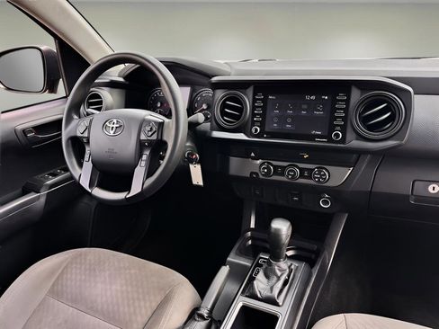 Used 2020 Toyota Tacoma SR w/ SR Convenience Package RWD image 8