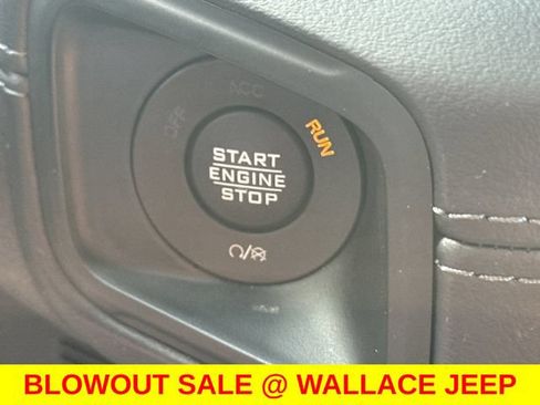 Used 2026 Jeep Wrangler Unlimited Sahara AWD/4WD image 21