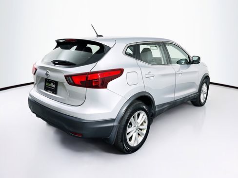 Used 2018 Nissan Rogue Sport S w/ S Appearance Package image 9