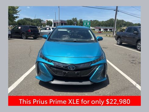 Used 2021 Toyota Prius Prime XLE FWD image 1