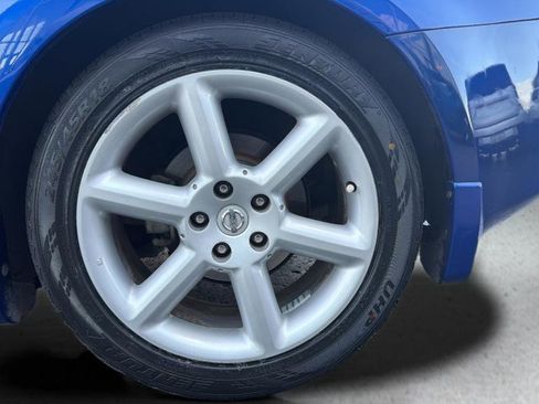 Used 2004 Nissan 350Z Touring image 15