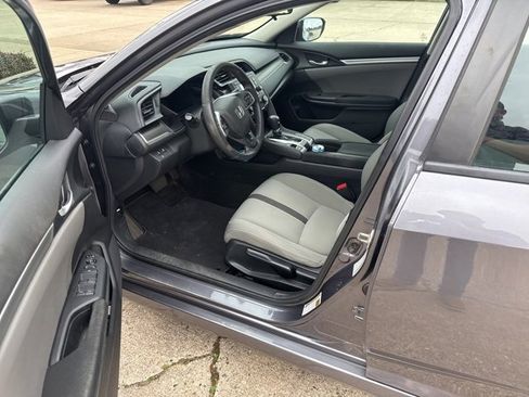 Used 2019 Honda Civic LX image 2