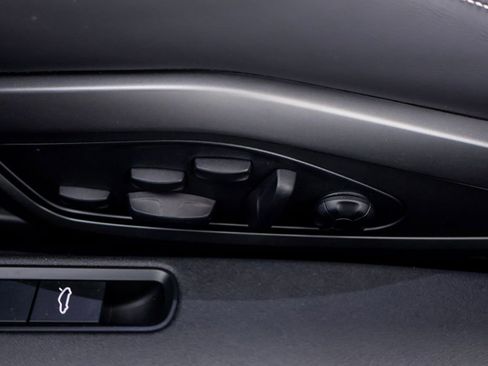 Certified 2024 Porsche 911 GT3 RWD image 10