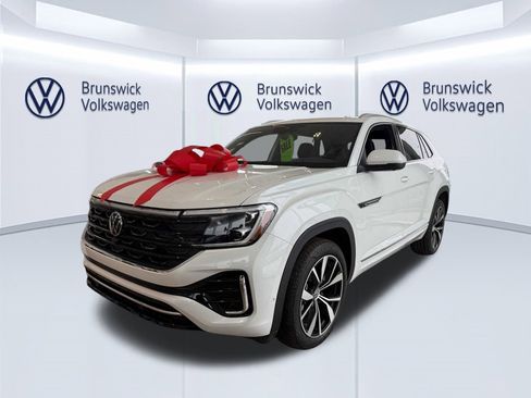 New 2026 Volkswagen Atlas Cross Sport SEL Premium R-Line AWD/4WD image 1