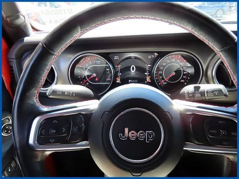 Certified 2019 Jeep Wrangler Unlimited Rubicon AWD/4WD image 15