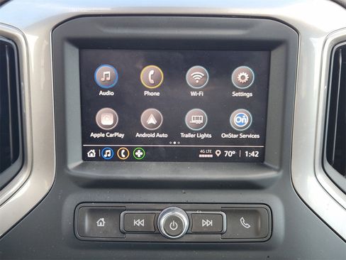 Used 2024 Chevrolet Silverado 2500 Custom w/ Custom Convenience Package image 19