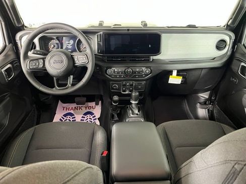 Used 2026 Jeep Gladiator Sport AWD/4WD image 41
