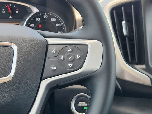 Used 2023 GMC Terrain SLT w/ Infotainment Package II FWD image 28