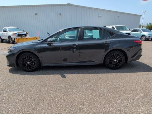 Certified 2025 Toyota Camry SE w/ Convenience Package AWD/4WD image 3