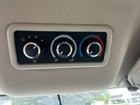 Used 2021 Chevrolet Express 3500 LS RWD image 27