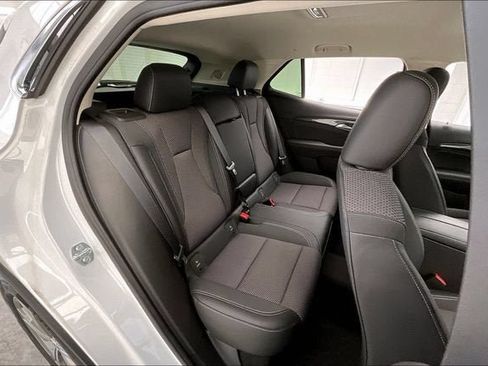 Certified 2023 Buick Envision Preferred AWD/4WD image 18