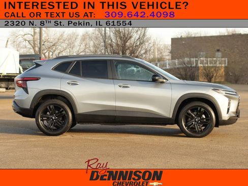 Used 2024 Chevrolet Trax ACTIV w/ Sunroof Package image 8