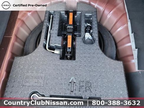 Certified 2023 Nissan Kicks SR w/ SR Premium Package image 26