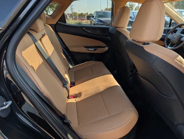 Used 2026 Lexus NX 350h AWD w/ Premium Package image 31