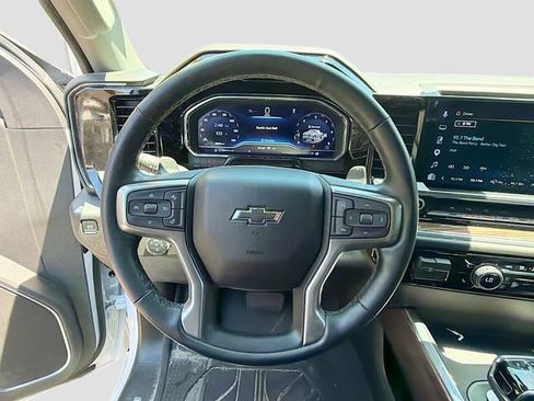 Used 2025 Chevrolet Silverado 1500 RST w/ Convenience Package II AWD/4WD image 37