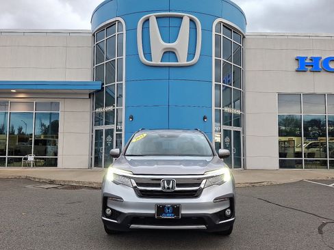 Used 2022 Honda Pilot Touring image 2