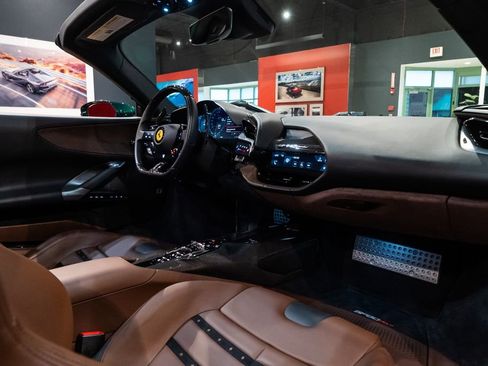 Certified 2022 Ferrari SF90 Spider AWD/4WD image 40