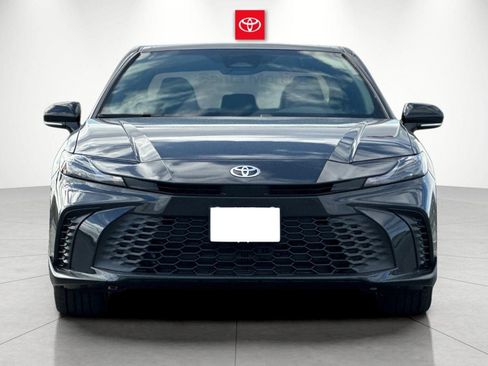 New 2026 Toyota Camry SE image 7