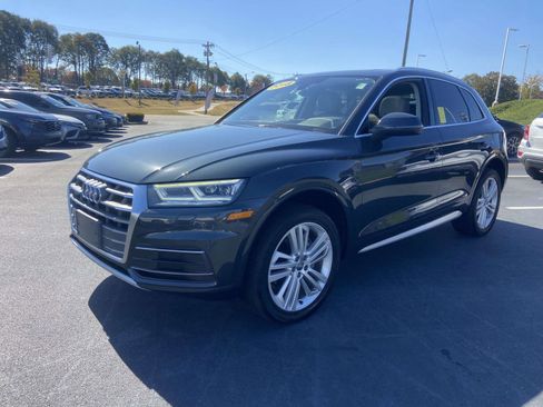 Used 2018 Audi Q5 2.0T Premium Plus w/ Premium Plus Package image 3