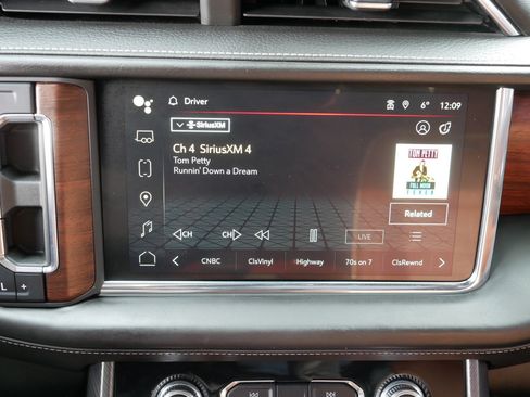 Certified 2023 GMC Yukon Denali Ultimate image 22