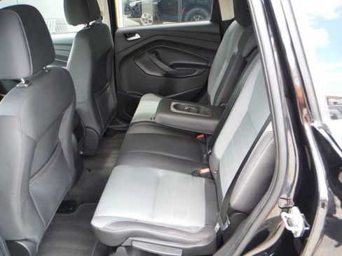 Used 2016 Ford Escape SE AWD/4WD image 37