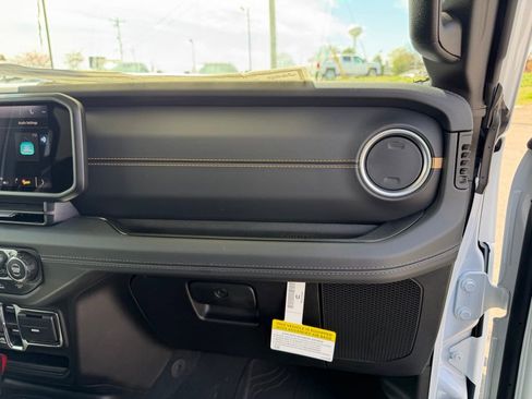 New 2026 Jeep Wrangler Sahara AWD/4WD image 35