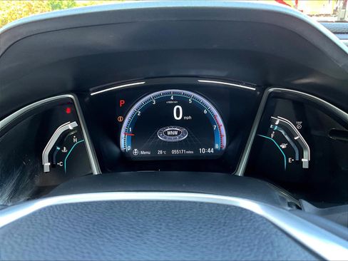 Used 2019 Honda Civic Touring image 13