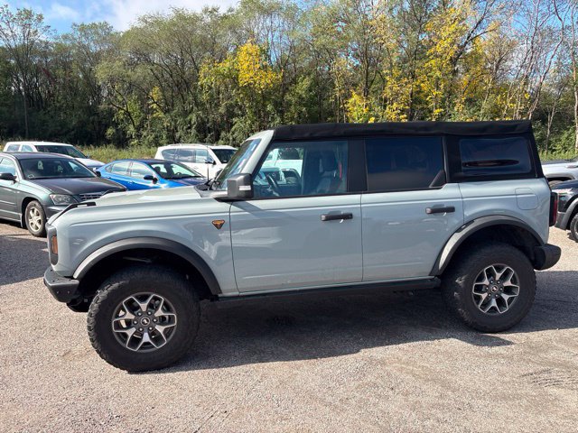 Used 2022 Ford Bronco Badlands AWD/4WD image 5