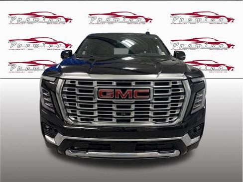 Used 2025 GMC Yukon Denali image 11