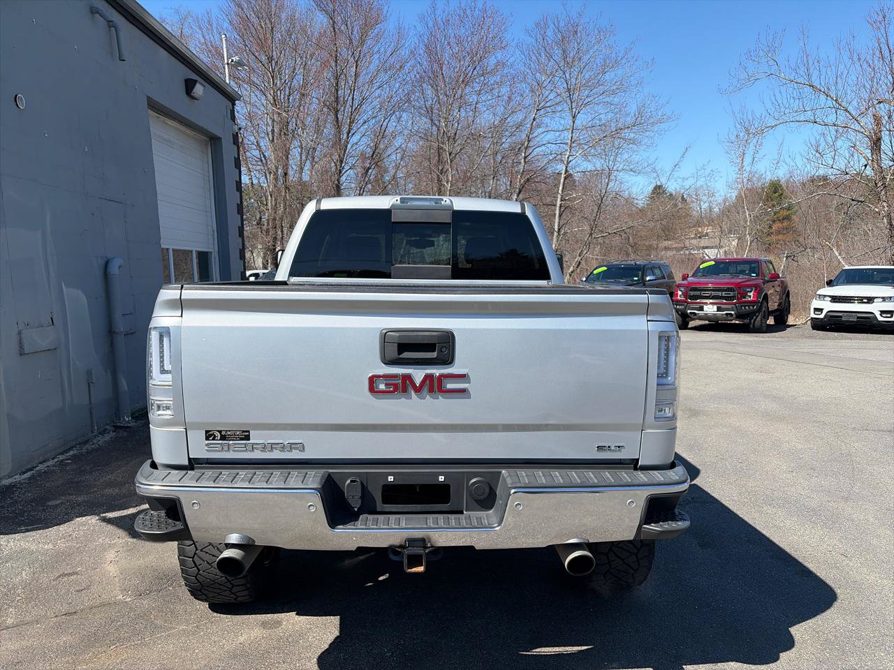 Used 2015 GMC Sierra 1500 SLT w/ SLT Crew Cab Value Package AWD/4WD image 6