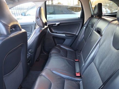 Used 2013 Volvo XC60 T6 AWD/4WD image 12