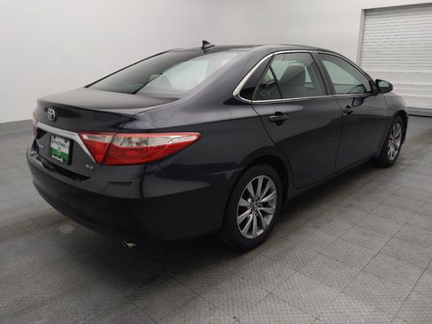 Used 2016 Toyota Camry XLE w/ Moonroof Package image 9