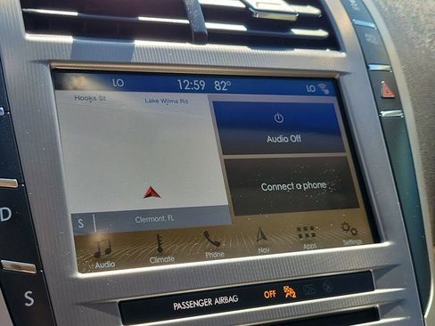 Used 2017 Lincoln MKZ Reserve image 28