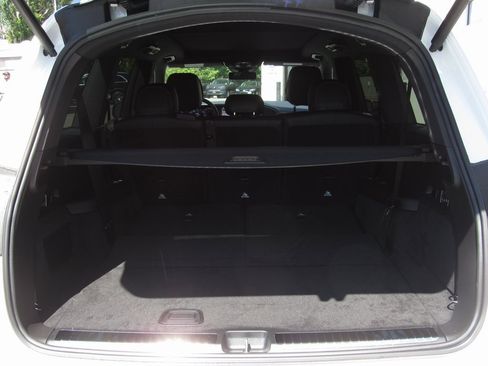 New 2025 Mercedes-Benz GLS 450 4MATIC image 23